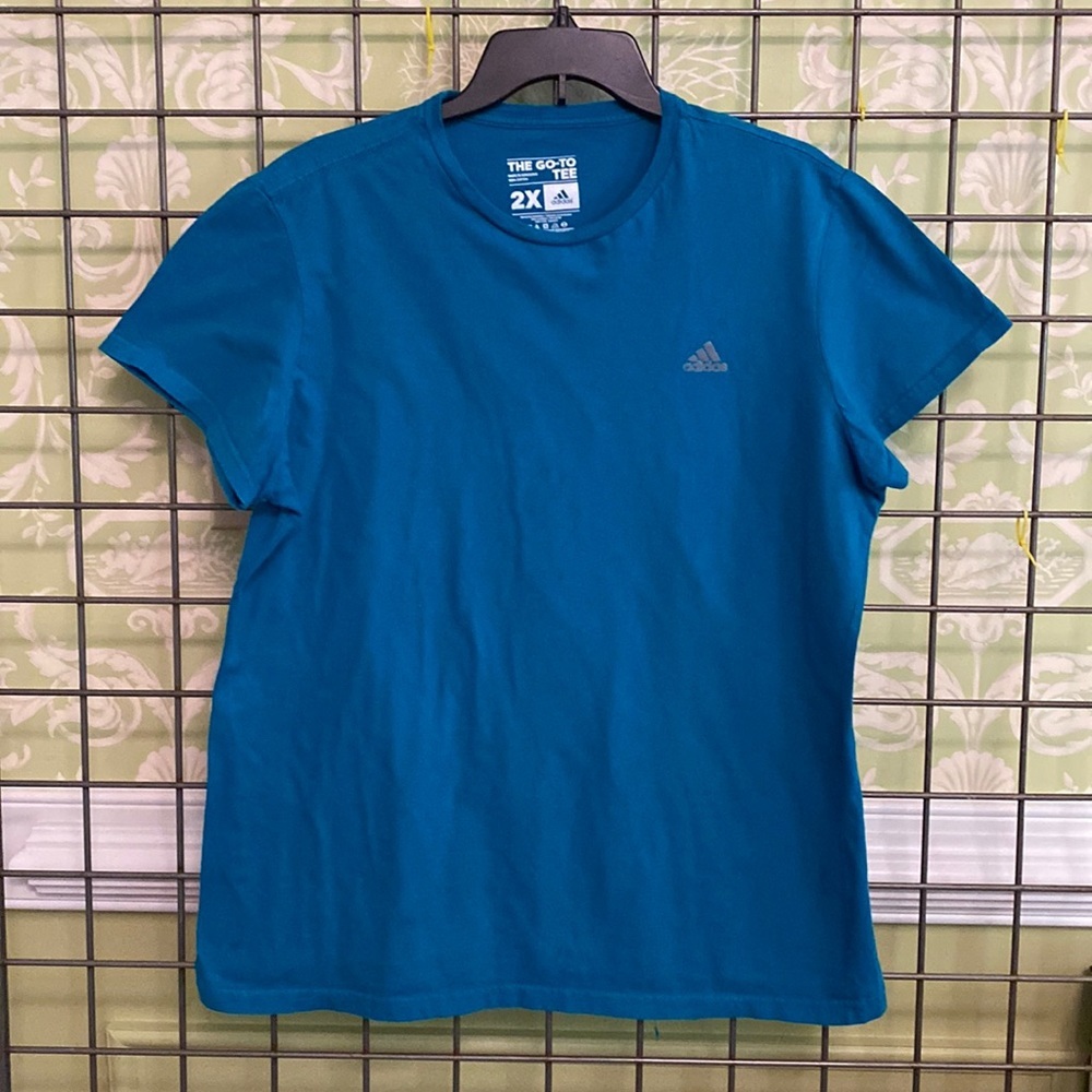 Adidas t shirt